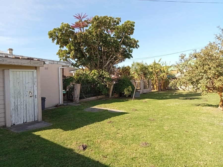 4 Bedroom Property for Sale in Cambridge Eastern Cape